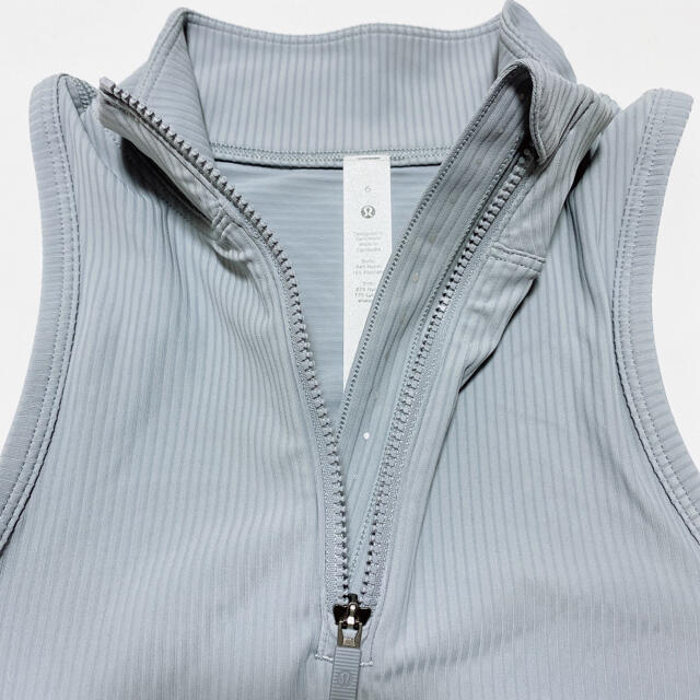 lululemon(ルルレモン)のlululemon rib zip front tank top 6 レディースのトップス(タンクトップ)の商品写真