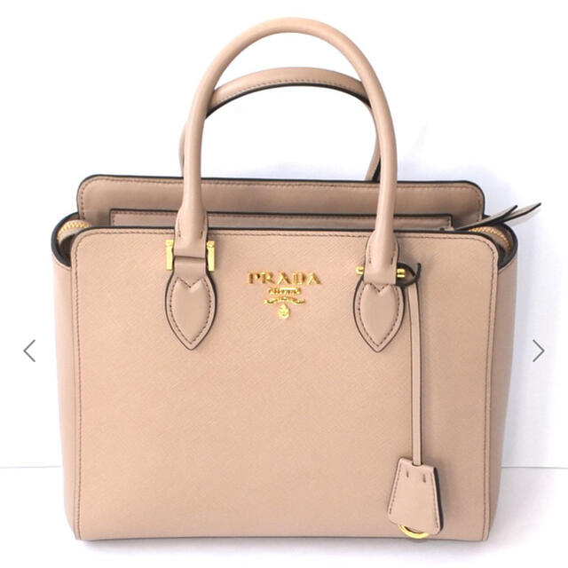 PRADA(プラダ)のプラダ　ハンドバッグ　2way レディースのバッグ(ハンドバッグ)の商品写真