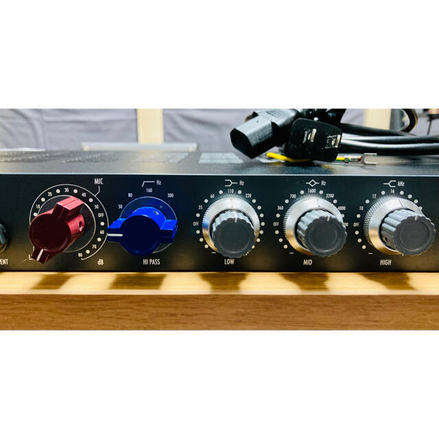 WA73-EQ / Warm Audio 1