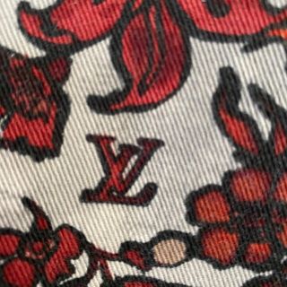 ルイヴィトン(LOUIS VUITTON)のおたちび様専用🌟美品✨ルイヴィトン　フラワーデザイン　ロゴ　パンツ　34 XS (スキニーパンツ)