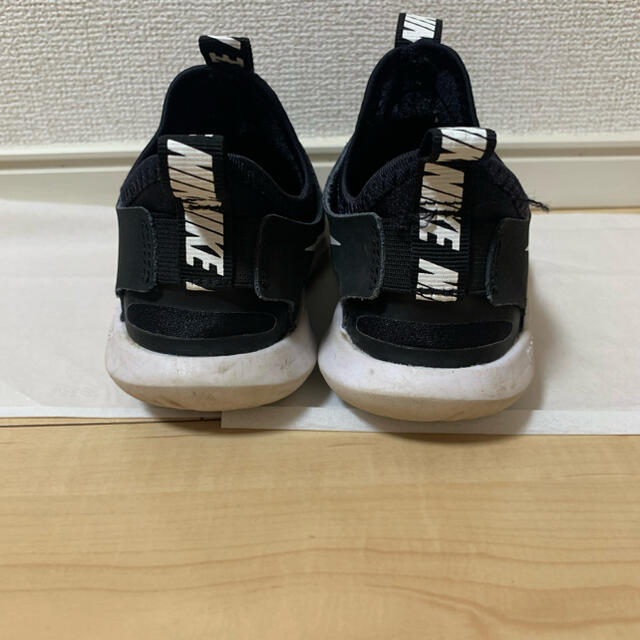 NIKE(ナイキ)のNIKE スニーカー キッズ　18㎝ キッズ/ベビー/マタニティのキッズ靴/シューズ(15cm~)(スニーカー)の商品写真