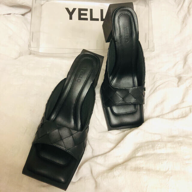 YELLO ONYX SANDALS レディースの靴/シューズ(サンダル)の商品写真