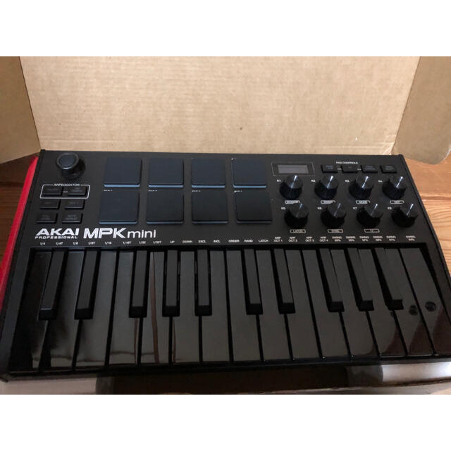 AKAI  MPK mini MK3 special edition Black