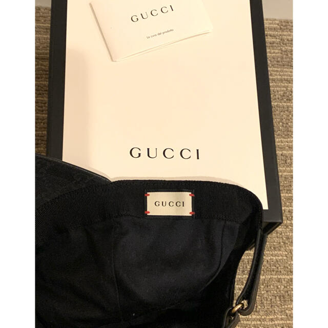 Gucci(グッチ)のGUCCI キャップ ブラック 正規品　美品 メンズの帽子(キャップ)の商品写真