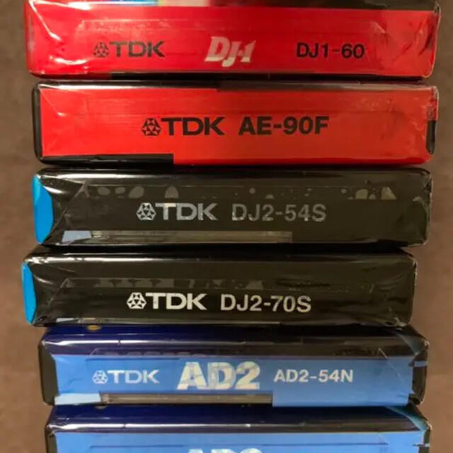 TDK(ティーディーケイ)のTDKカセットテープ6本 新品未使用未開封 即購入OK エンタメ/ホビーのCD(その他)の商品写真