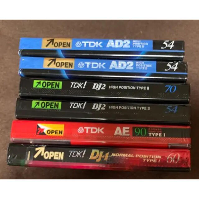 TDK(ティーディーケイ)のTDKカセットテープ6本 新品未使用未開封 即購入OK エンタメ/ホビーのCD(その他)の商品写真