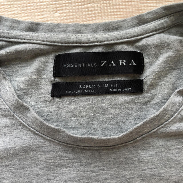 ZARA Tシャツ グレー　スーパースリムフィット