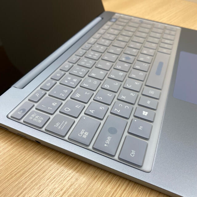 Microsoft(マイクロソフト)の【週末限定価格】Surface Laptop Go 256GB アイスブルー スマホ/家電/カメラのPC/タブレット(ノートPC)の商品写真