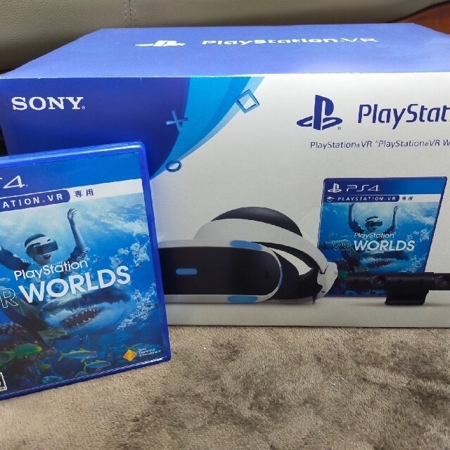 PSVR(初代)+PS4 500GB(初代) 両方ジャンク　コントローラー2台付