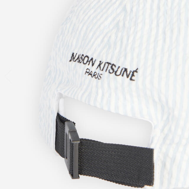 MAISON KITSUNE'(メゾンキツネ)のMAISON KITSUNE メゾンキツネ ストライプ キャップ 帽子　ブルー レディースの帽子(キャップ)の商品写真