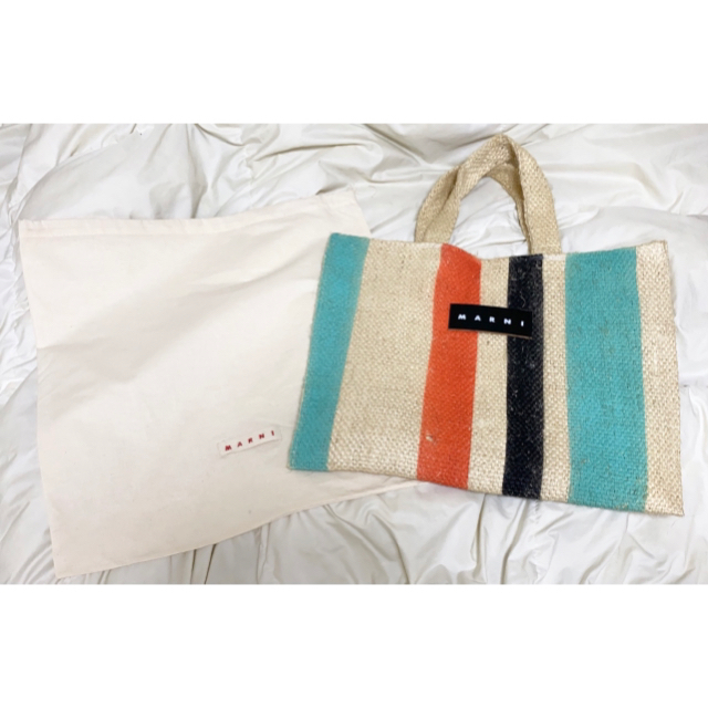 かごバッグ/ストローバッグ最終値下げ‼マルニマーケット MARNI カナパ　ISETAN