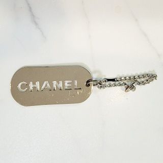 シャネル(CHANEL)のシャネル CHANEL キーホルダー シルバー キーチェーン バッグチャーム(キーホルダー)