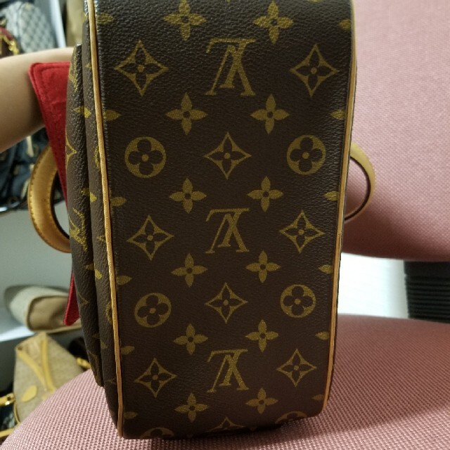 Louis Vuitton Monogram Excentri Cite Handbag