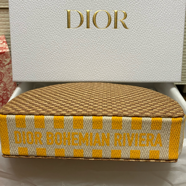 Dior(ディオール)のDior ノベルティポーチ エンタメ/ホビーのコレクション(ノベルティグッズ)の商品写真