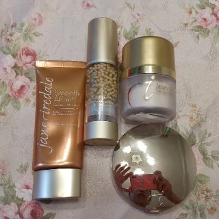 ジェーンアイルデール(jane iredale)のジェーンアイルデール　ベースメイク４点セット　リキッドミネラルファンデーション(ファンデーション)