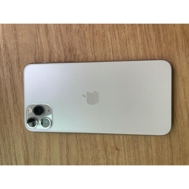 iPhone(アイフォーン)の【タカぺぺ様専用】iPhone 11 Pro Max 256GB ホワイト スマホ/家電/カメラのスマートフォン/携帯電話(スマートフォン本体)の商品写真