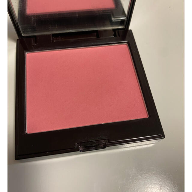 laura mercier(ローラメルシエ)のローラメルシエ　ブラッシュカラーインフュージョン　01 コスメ/美容のベースメイク/化粧品(チーク)の商品写真