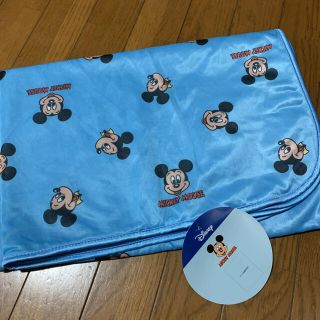 ディズニー(Disney)の新品　未使用品　レトロミッキー冷感ケット(タオルケット)