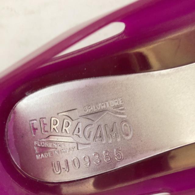 Salvatore Ferragamo(サルヴァトーレフェラガモ)のサルバトーレフェラガモ フラットシューズ レディースの靴/シューズ(その他)の商品写真