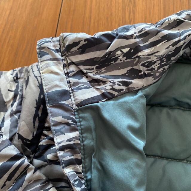 patagonia(パタゴニア)のパタゴニア　キッズダウン　7・8才 キッズ/ベビー/マタニティのキッズ服男の子用(90cm~)(ジャケット/上着)の商品写真