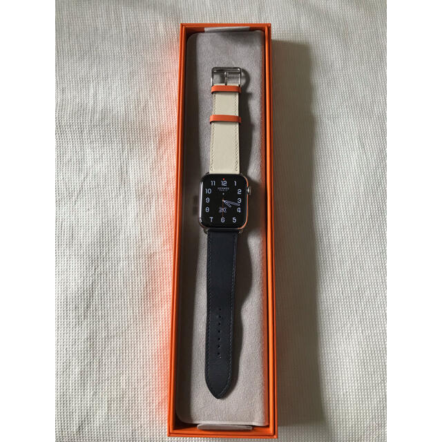 新品 試着のみ Apple Watch HERMES series4 44mm