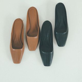 【美品】CLANE クラネ SQUARE TOE LOW PUMPS(その他)