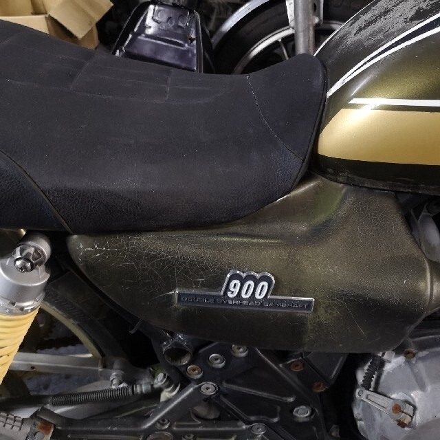 ゼファー４００用Z2 外装セット　ヴィンテージ　ヤレ　ZRX400　ゼファー 自動車/バイクのバイク(パーツ)の商品写真