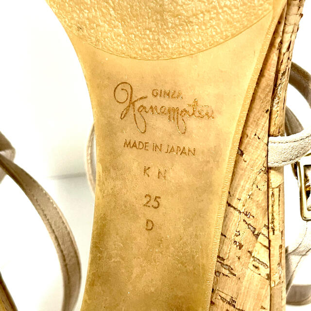 GINZA Kanematsu(ギンザカネマツ)の【美品❗️】銀座かねまつ　スエード　スタッズ　アンクルストラップ　ヒールサンダル レディースの靴/シューズ(サンダル)の商品写真