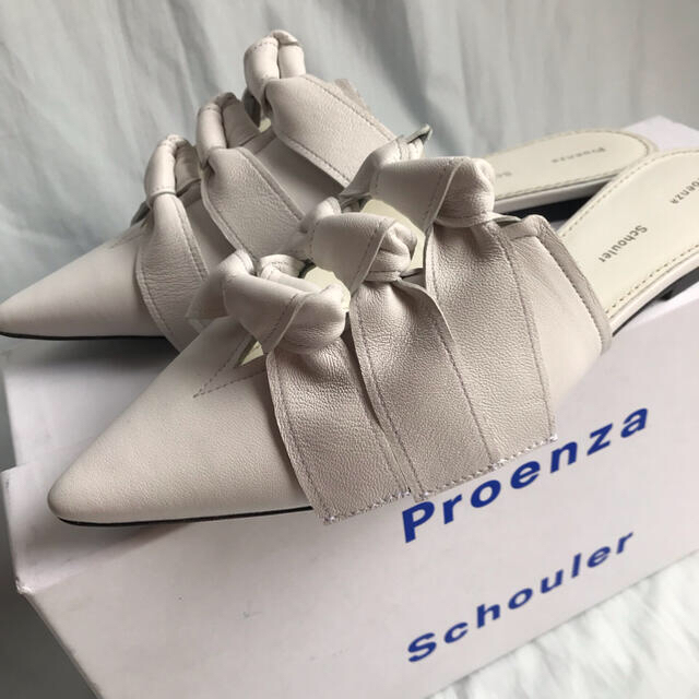 Proenza Schouler(プロエンザスクーラー)のプロエンザスクーラー　リボンサンダル　38 新品未使用 レディースの靴/シューズ(サンダル)の商品写真