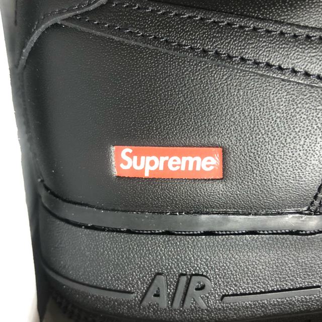 Supreme(シュプリーム)の新品未使用 Supreme/Nike Air Force1 27.5cm 黒 メンズの靴/シューズ(スニーカー)の商品写真