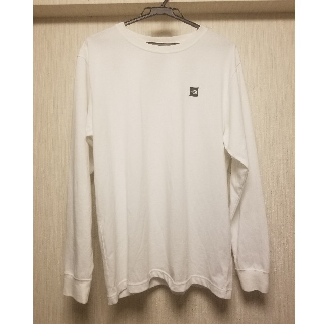 THE NORTH FACE(ザノースフェイス)のノースフェイス　ボックスロゴ　xl ロンT メンズのトップス(Tシャツ/カットソー(七分/長袖))の商品写真