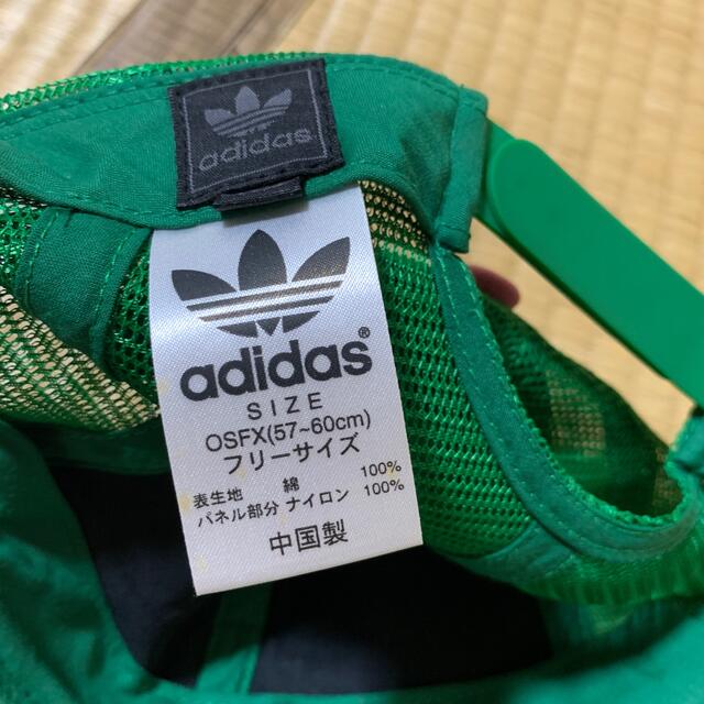 adidas(アディダス)のアディダス　オリジナルス　キャップ　レディース　限定品　レア　帽子　ハット レディースの帽子(キャップ)の商品写真