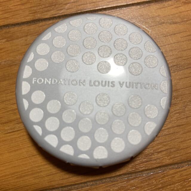 LOUIS VUITTON(ルイヴィトン)のななあめ様専用　FONDATION LOUIS VUITTON ミントタブレット 食品/飲料/酒の食品(菓子/デザート)の商品写真