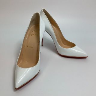 クリスチャンルブタン(Christian Louboutin)のクリスチャンルブタン Christian Louboutin ピガール フォリーズ 3140495 ポインテッドトゥ パンプス パテントレザー ホワイト 新品同様(ハイヒール/パンプス)