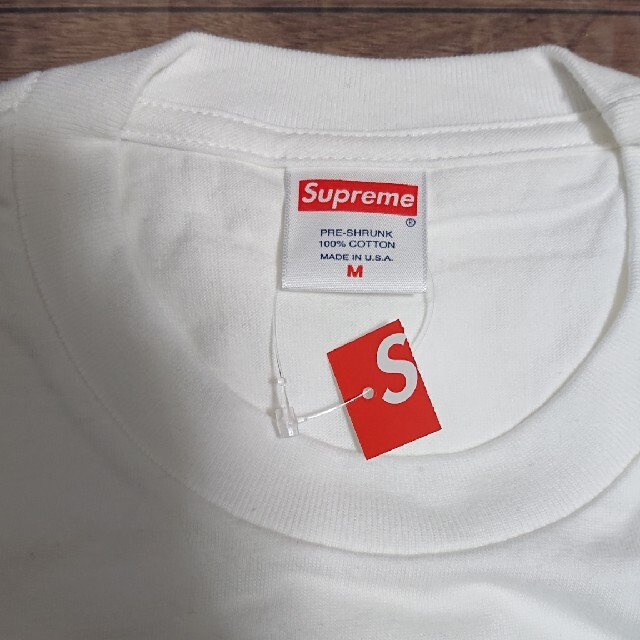 Supreme(シュプリーム)のSupreme  シュプリーム クロスボックスロゴティー メンズのトップス(Tシャツ/カットソー(半袖/袖なし))の商品写真