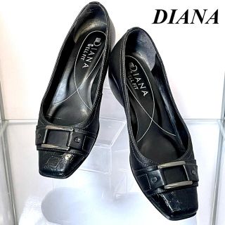 ダイアナ(DIANA)の【超美品❗️】DIANA フロントバックル　クロコ　レザー　ウェッジヒール　23(ハイヒール/パンプス)