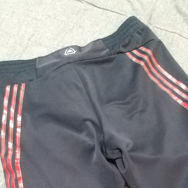 adidas(アディダス)の値下 L ハーフパンツ アディダス ネイビー ライン トレーニング サッカー  メンズのパンツ(ショートパンツ)の商品写真