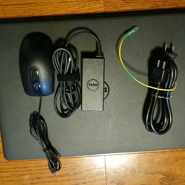 ノートパソコン(品) Dell Inspiron 15