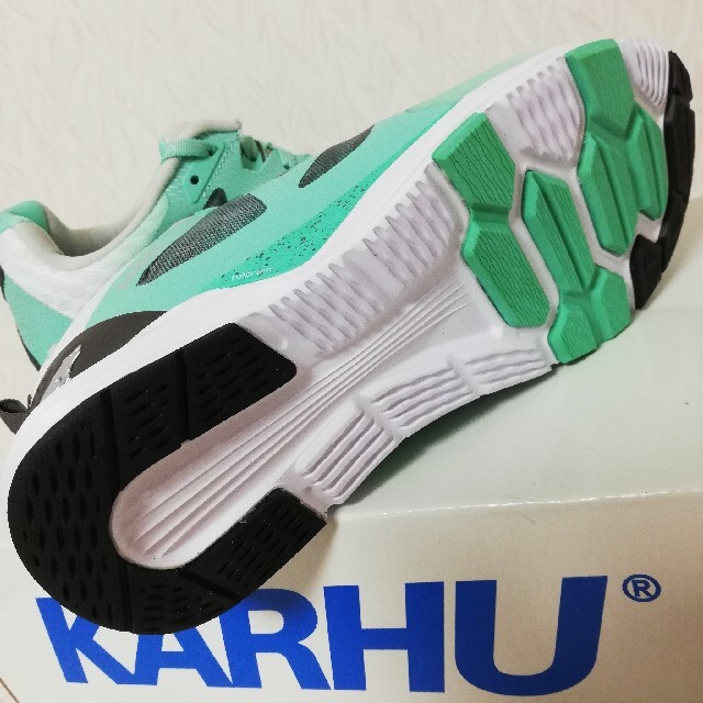 新品!!KARHU カルフ FUSION ORTIX MREスニーカーUS8.5 3