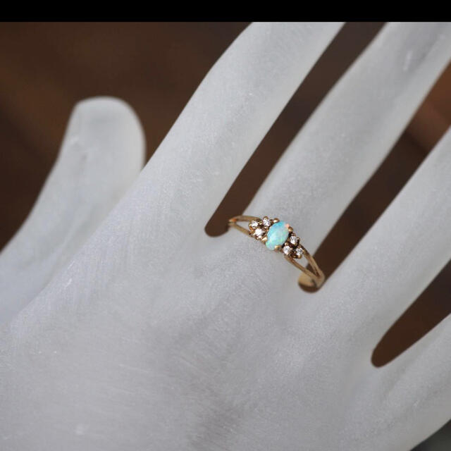 アンティークオパールダイヤモンドリング　最終お値下げ レディースのアクセサリー(リング(指輪))の商品写真