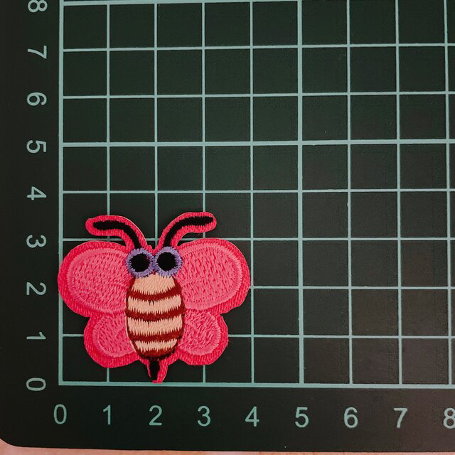 [163] ハチ　ミツバチ　ワッペン　3枚セット ハンドメイドの素材/材料(各種パーツ)の商品写真