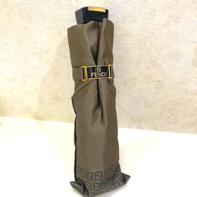 FENDI 雨の日紫外線防止両用傘　　☀️☂️⛈☔️ 綺麗なお色ですファッション小物