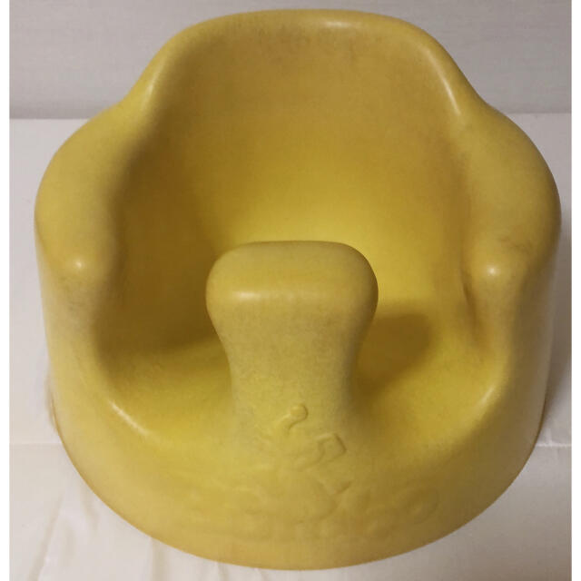 Bumbo(バンボ)のバンボ　イエロー キッズ/ベビー/マタニティの寝具/家具(その他)の商品写真