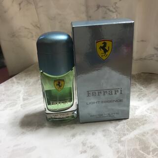 フェラーリ(Ferrari)のフェラーリライトエッセンス　オーデトワレ30ml(香水(男性用))
