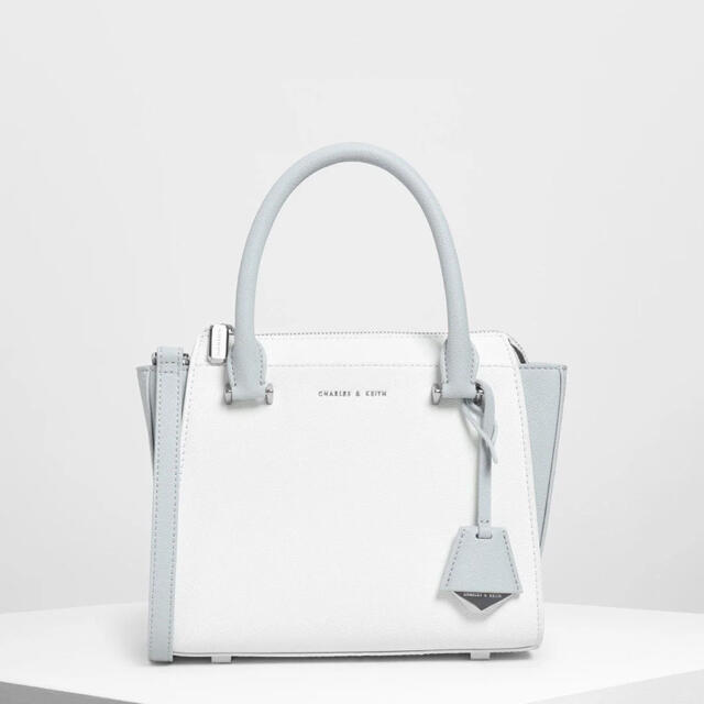 CHARLES&KEITH トップハンドル トラペーズバッグ