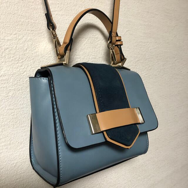 ZARA(ザラ)のayUmi様専用ZARAベーシックショルダーバッグ レディースのバッグ(ショルダーバッグ)の商品写真