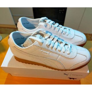 メゾンキツネ(MAISON KITSUNE')のmon,,,,730様専用 新品 PUMA KITSUNEスニーカー24.5cm(スニーカー)