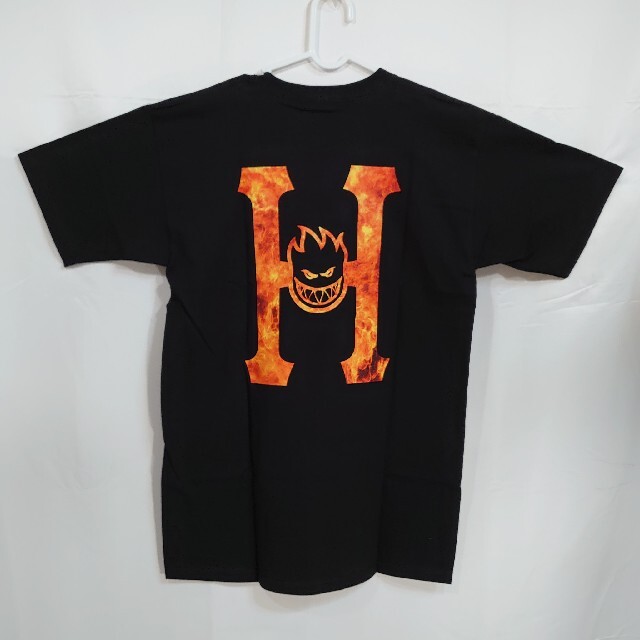 HUF(ハフ)の【S】HUF ハフ/半袖Tシャツ/SPITFIRE FLAMING H SS/黒 メンズのトップス(Tシャツ/カットソー(半袖/袖なし))の商品写真