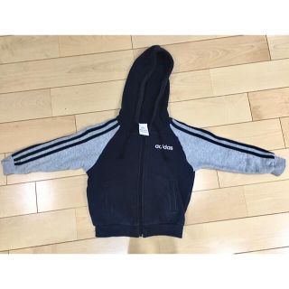 アディダス(adidas)のアディダス　キッズパーカー100(ジャケット/上着)