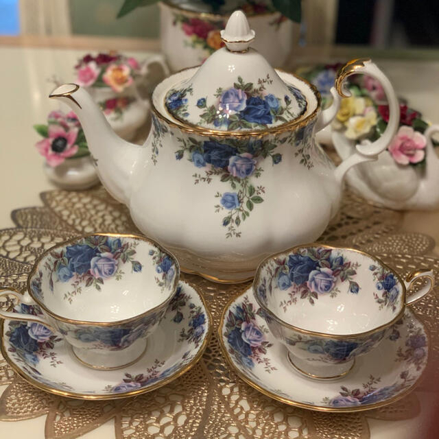 ROYAL ALBERT(ロイヤルアルバート)のロイヤルアルバート⭐︎ インテリア/住まい/日用品のキッチン/食器(食器)の商品写真